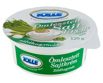 Trappist spreads with spring onion